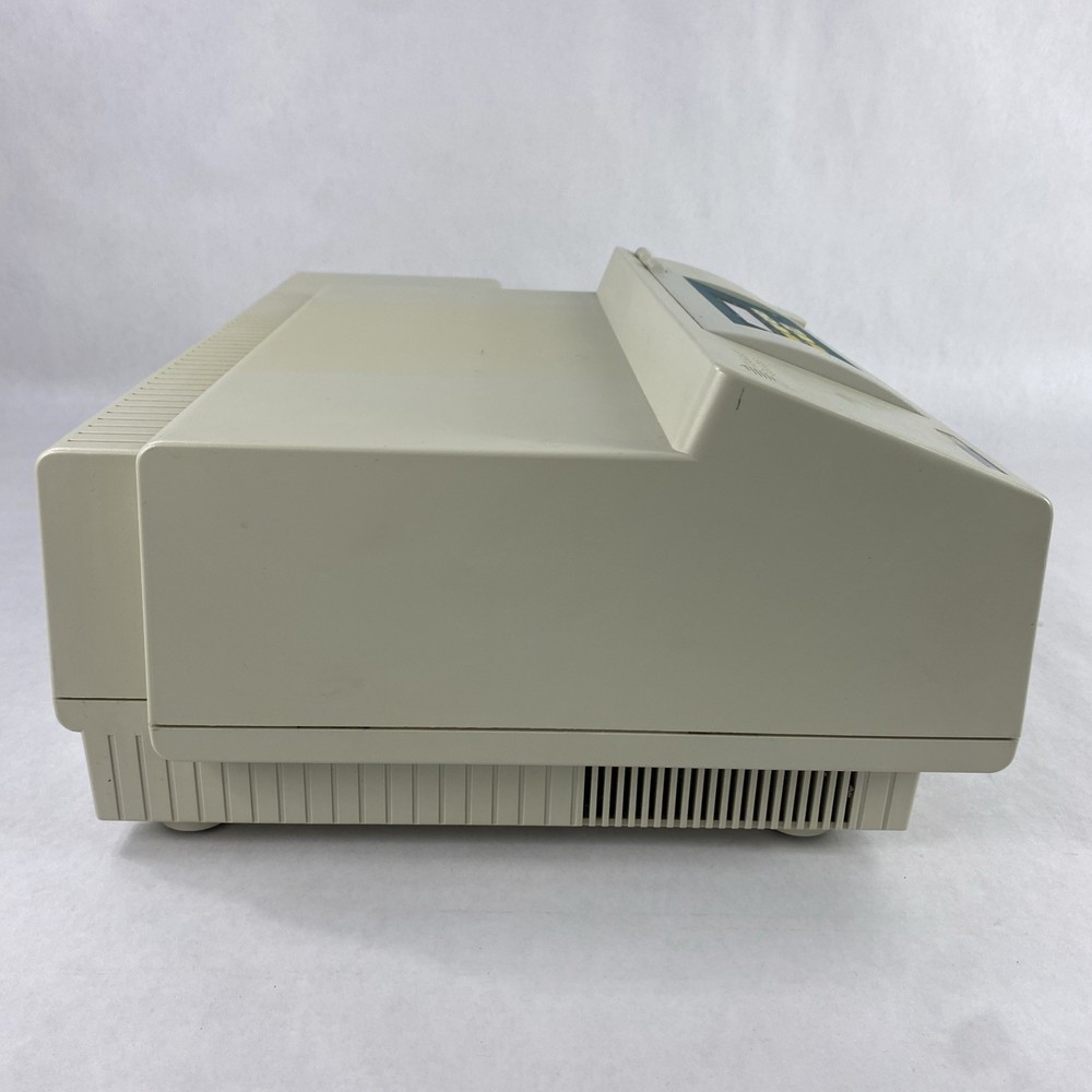 Molecular Devices SpectraMax Plus 384 Microplate Spectrophotometer