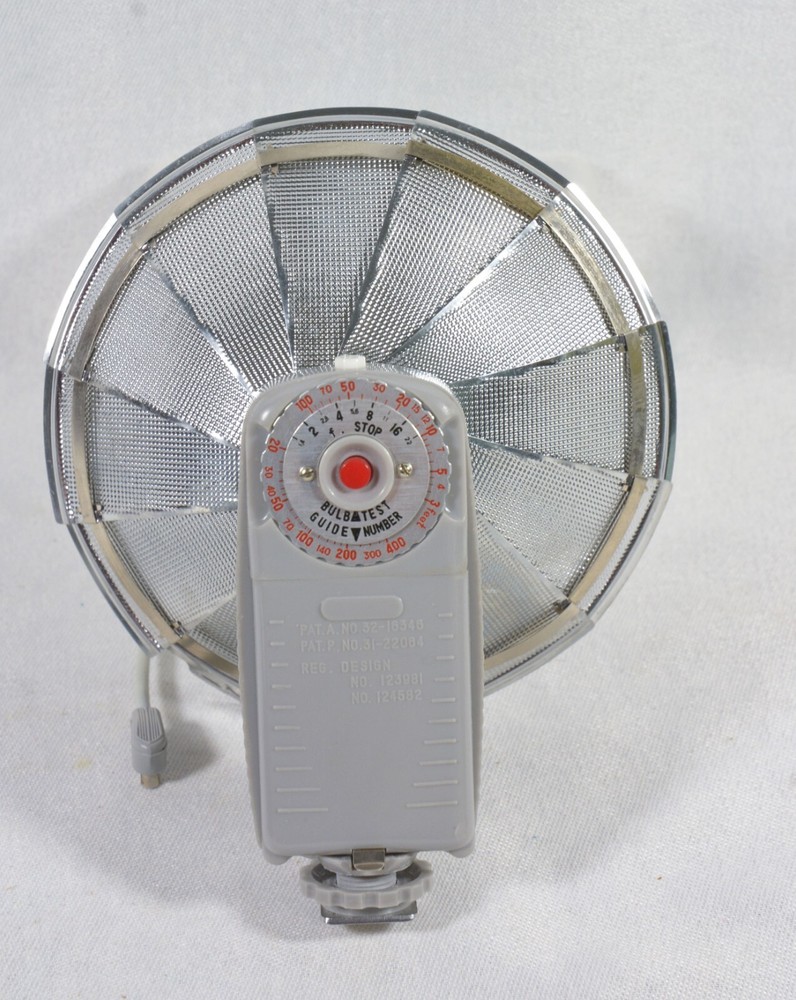 Vernon Bulb Flash Unit Attachment Made in Japan - Untested