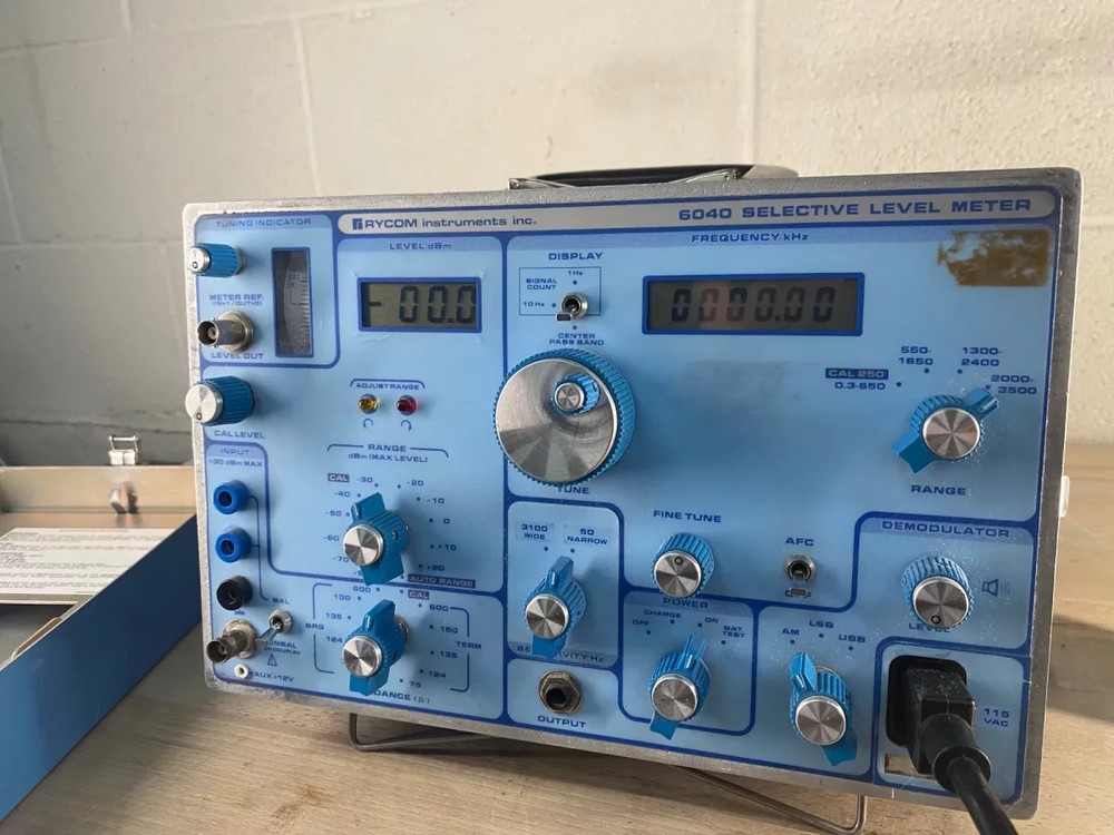 Rycom 6040 Selective Level Meter - Powers On, AS IS