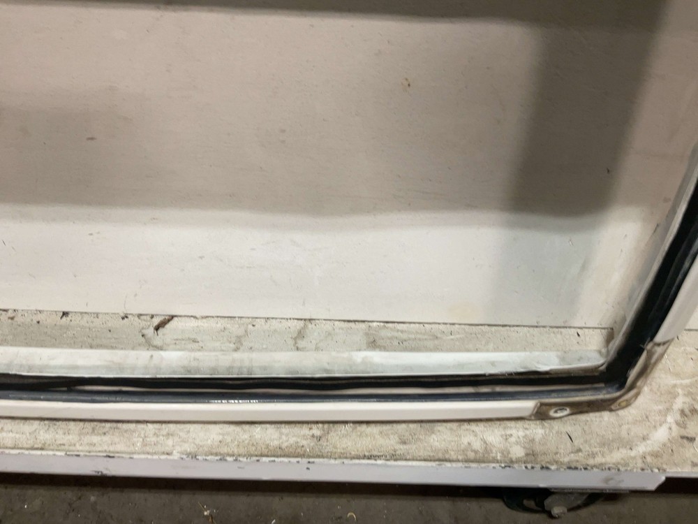 Used Windshield Frame fits: 2010 Jeep Wrangler Grade A