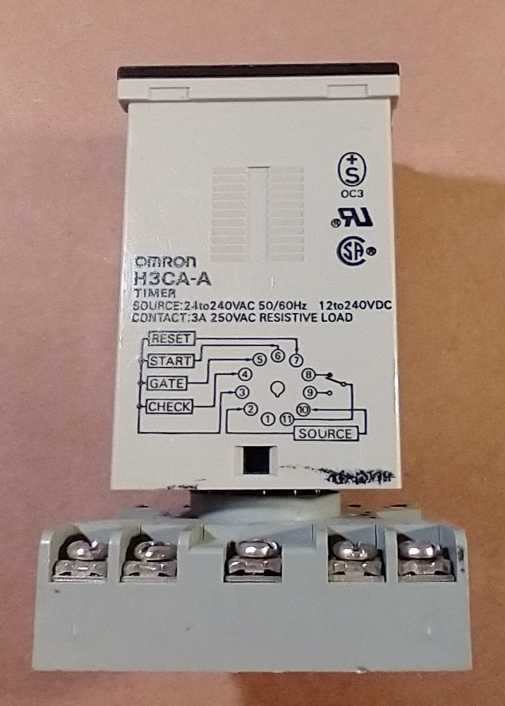 Omron H3CA-A Timer with Base