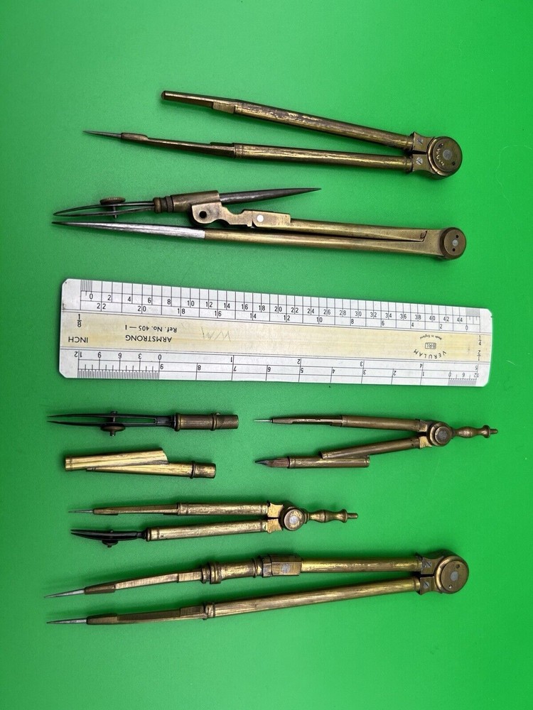 A Vintage Compass/Drawing Instrument Set