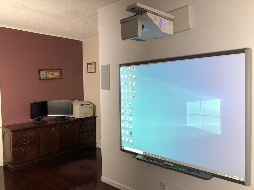 Interactive Smart Board SB680 and Dell S500 Short throw projector