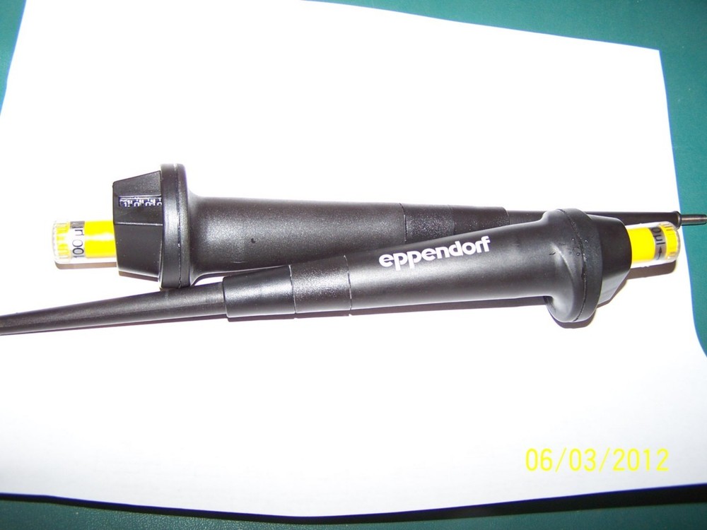 Eppendorf Reference Single-Channel Variable Volume Pipettor 10 -100 ul