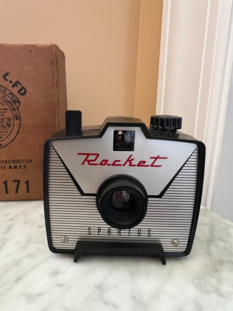 VTG 1960s Spartus Rocket Camera - Untested - Never Used!!