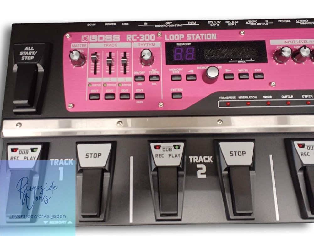 BOSS RC-300 Loop Station - Professional Looping Pedal JP