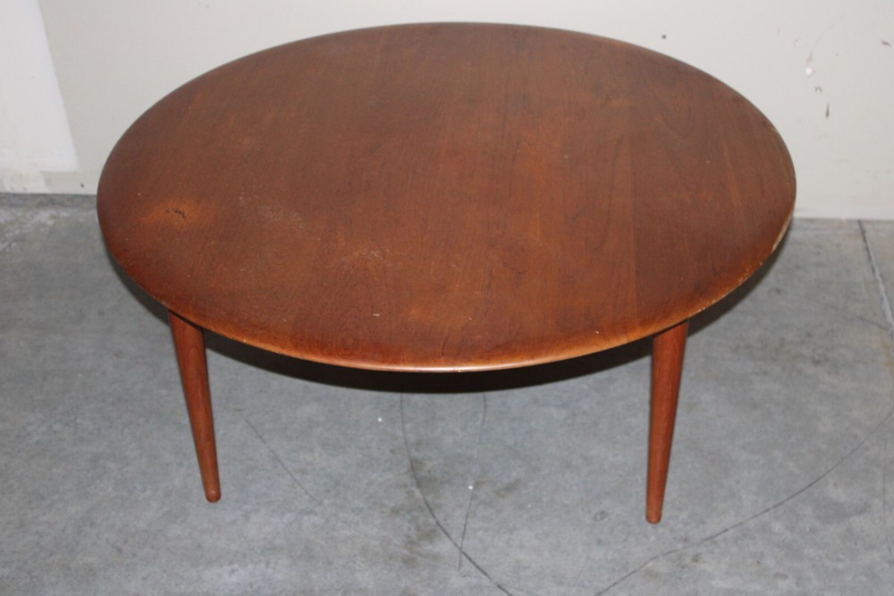 MCM Hvidt Molgarrd John Stuart Solid Teak Danish Mid-Century Modern Coffee Table