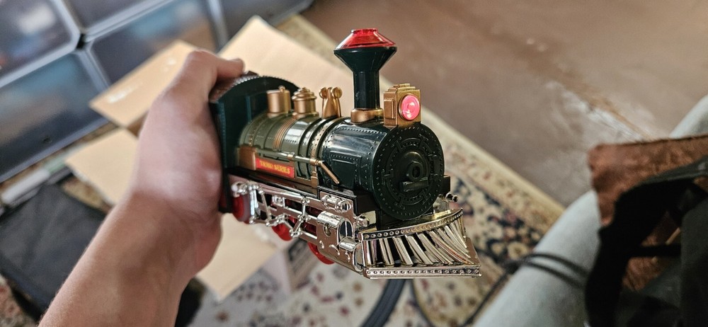 Arizona 1901 Battery-Powered Train Set