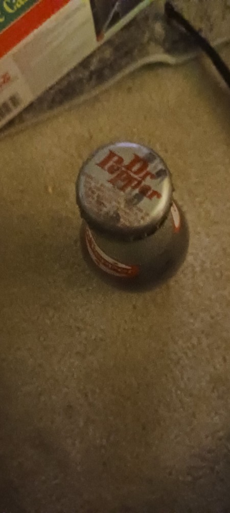 Dr. Pepper 10 2 4 HALF QUART Bottle never opened
