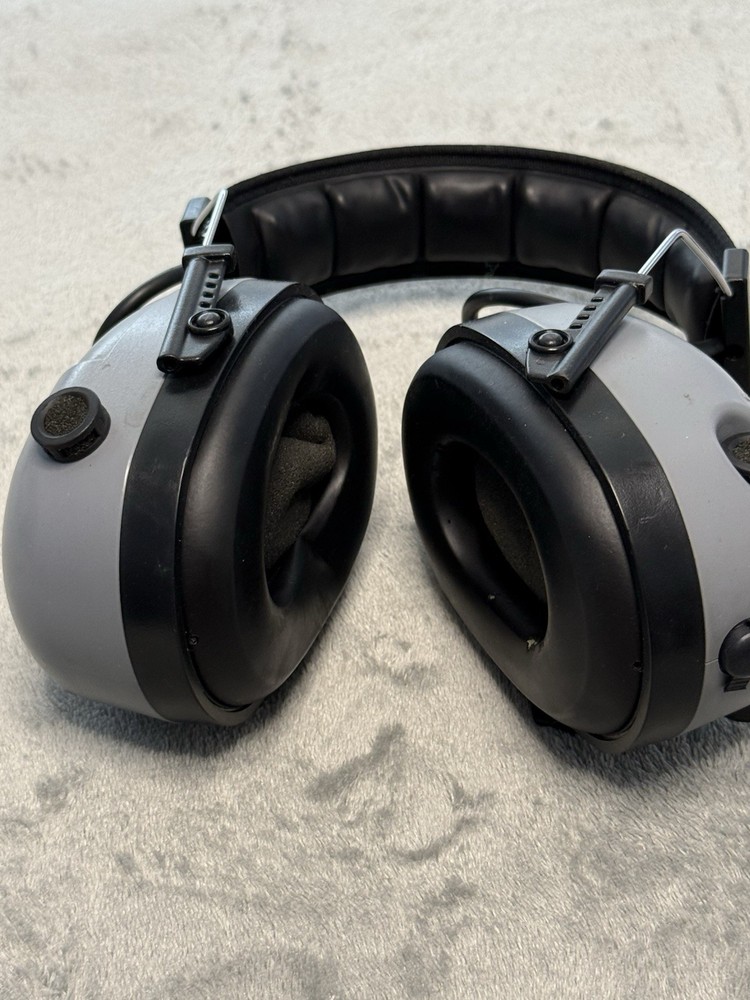 ELVEX Com-655 Level Dependent Electronic Hearing Protection 25dB NRR