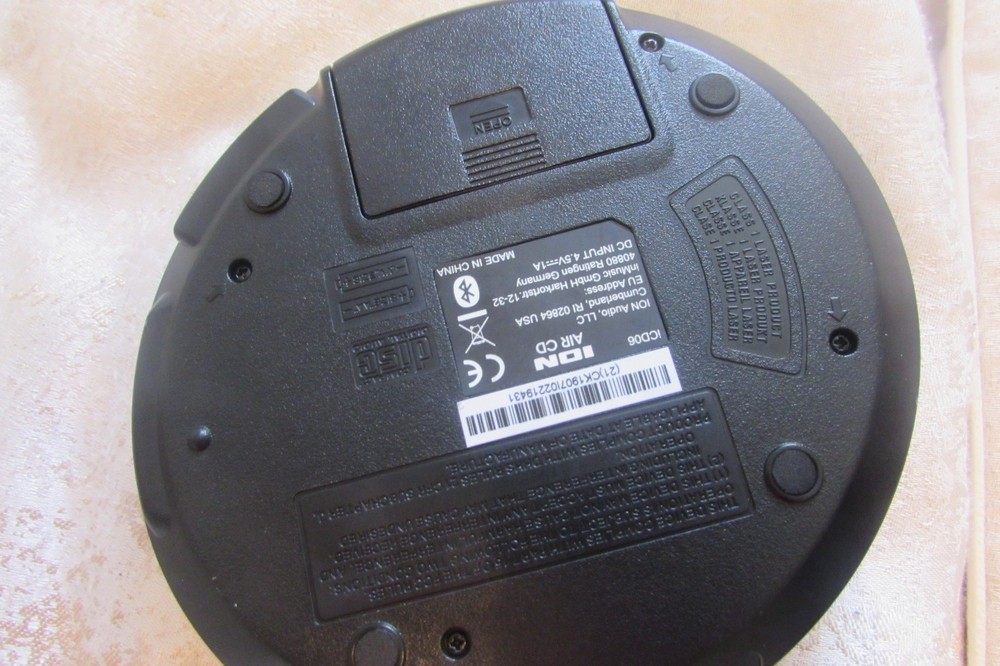 ION Air Bluetooth Portable CD Player - Non-Skip