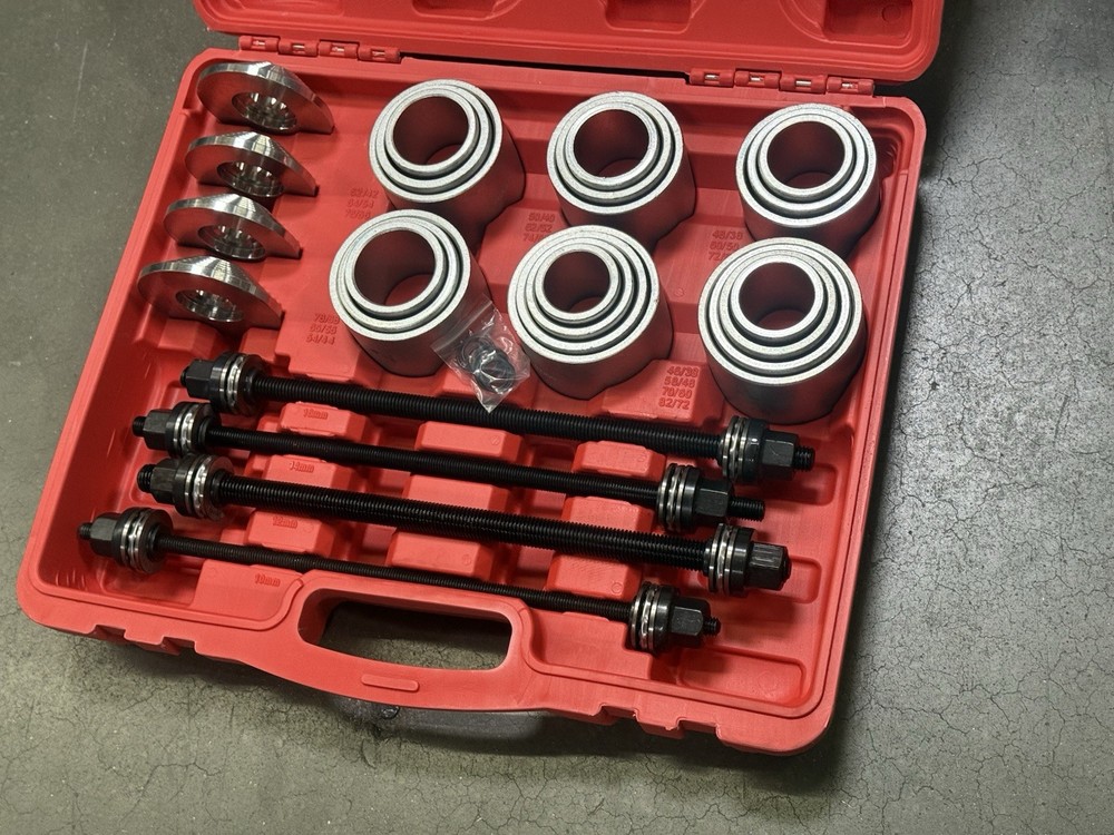 28pcs Universal Press & Pull Sleeve Remove Install Bushes Bearings & Seals Tool