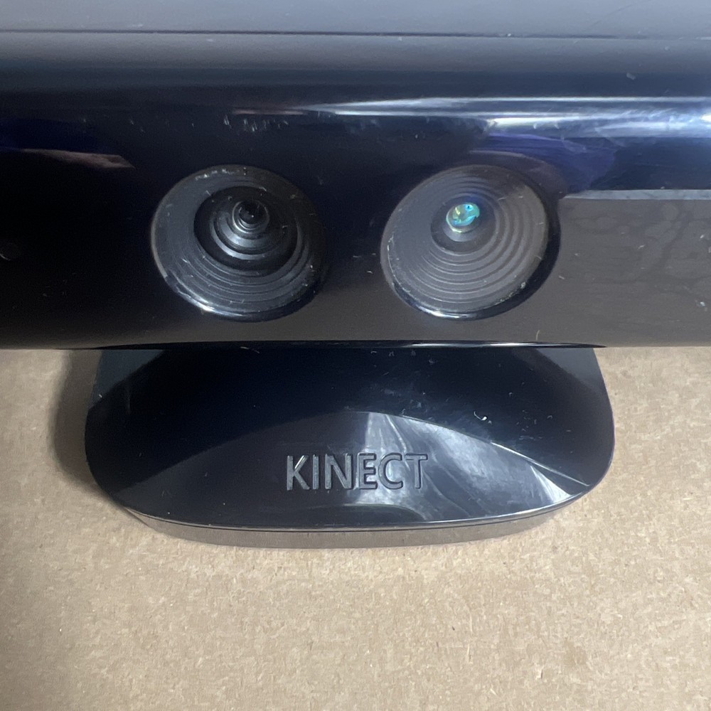 Microsoft Xbox 360 Kinect Sensor - Black