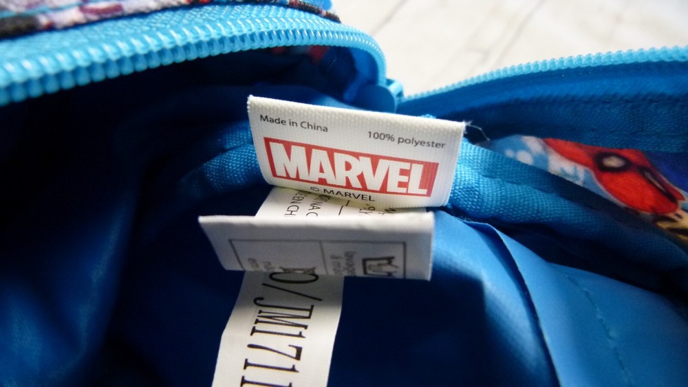 Lot of 2 – Marvel Spider-Man – Weekender Bag and Backpack