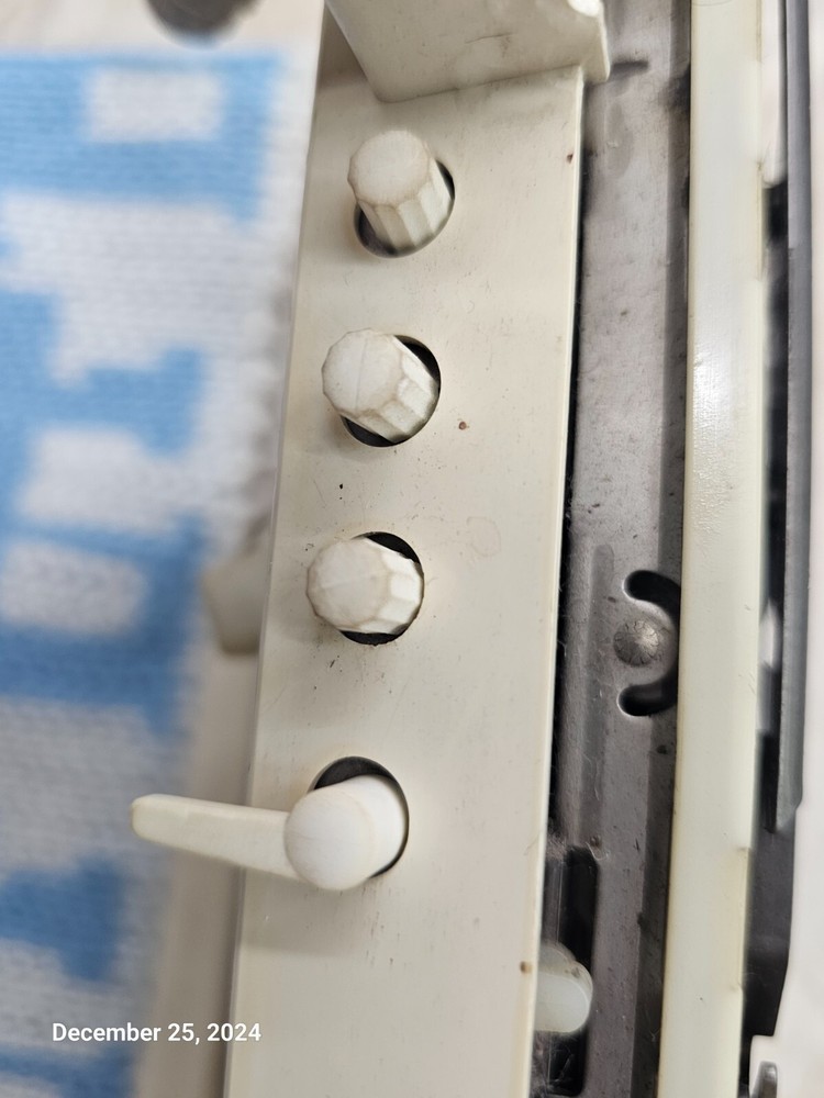 Passap E6000 Knitting Machine Front Lock (Carriage) - TESTED