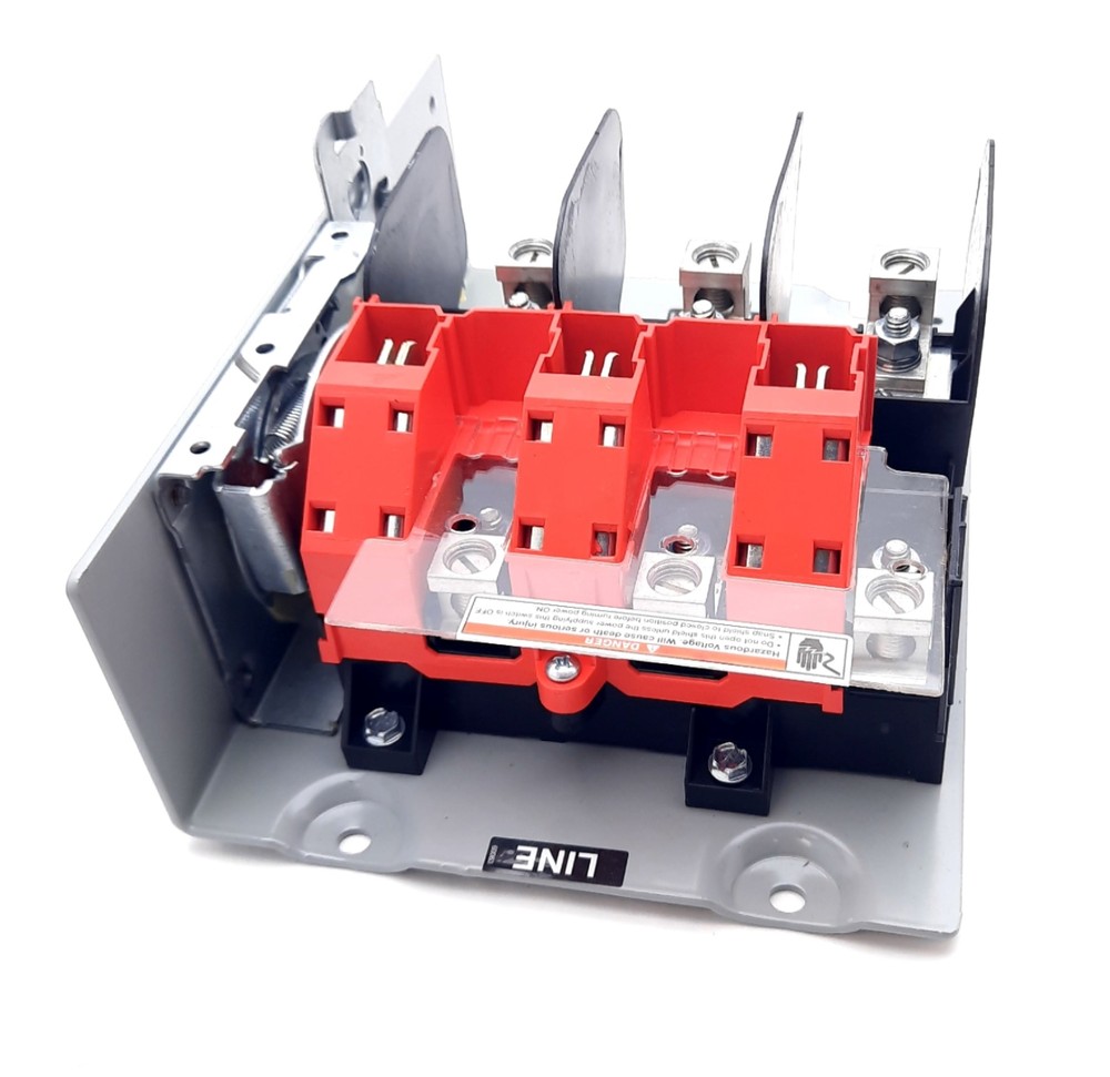 Siemens VBNFS363 Panel Mount Disconnect Switch 600VAC, 600VDC, 100A, 3 Phase