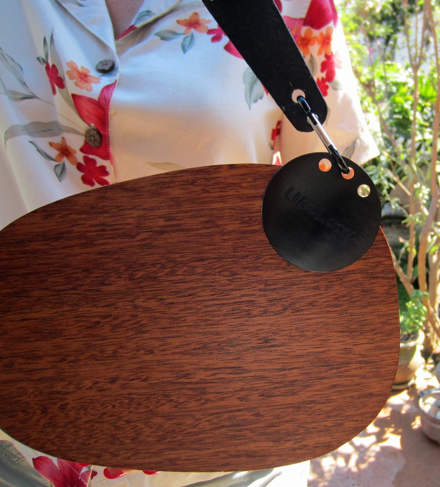 UkeLoop Strap System Hands Free. Two additional support plates, included!