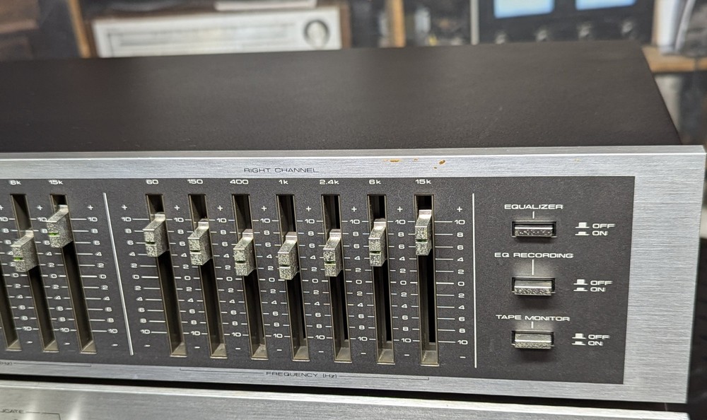 Pioneer SG-550 graphic equalizer