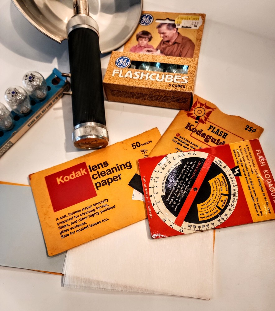 Vintage Camera Flash & Accessories Lot