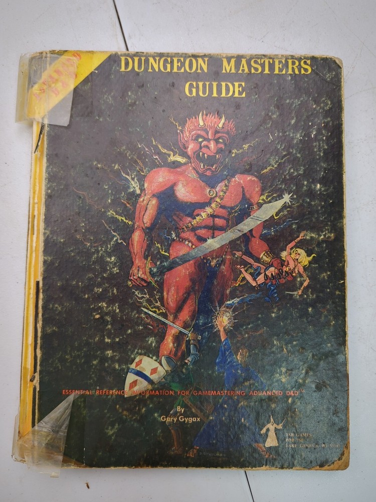 Dungeon Masters Guide First - AD&D (Revised Edition December 1979). Rare
