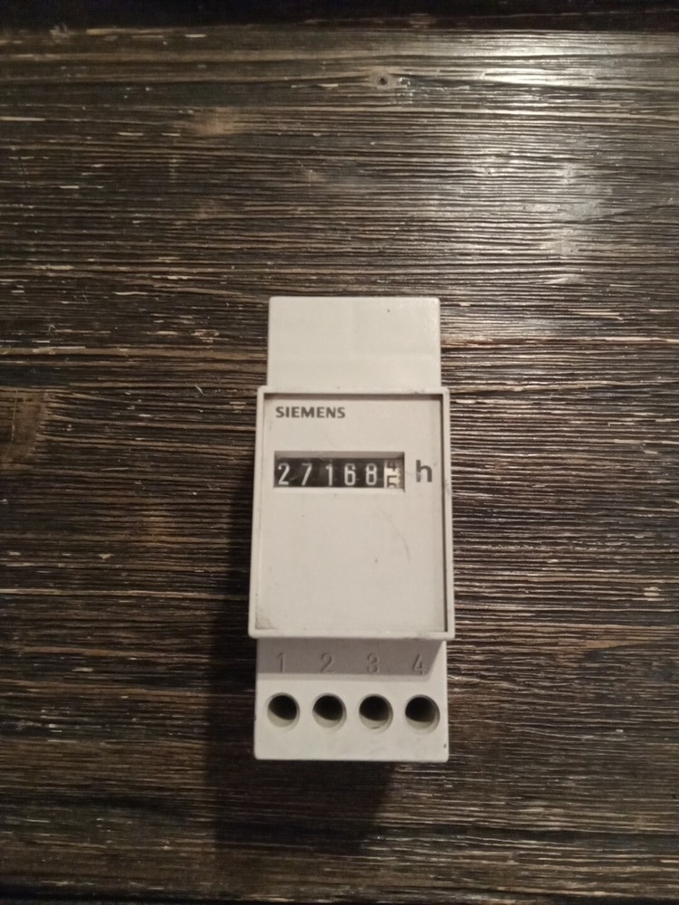 Siemens 6 Digit Hour Counter 7KT5745