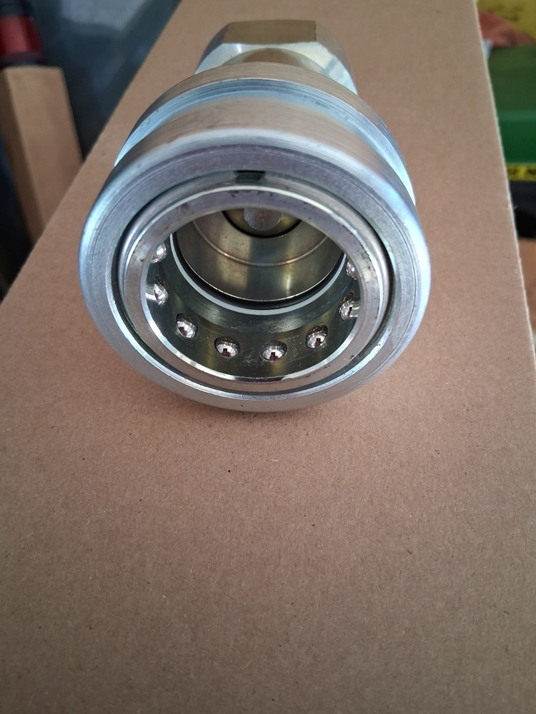 EATON HANSEN SERIES 8 QUICK DISCONNECT COUPLING - 8HKP