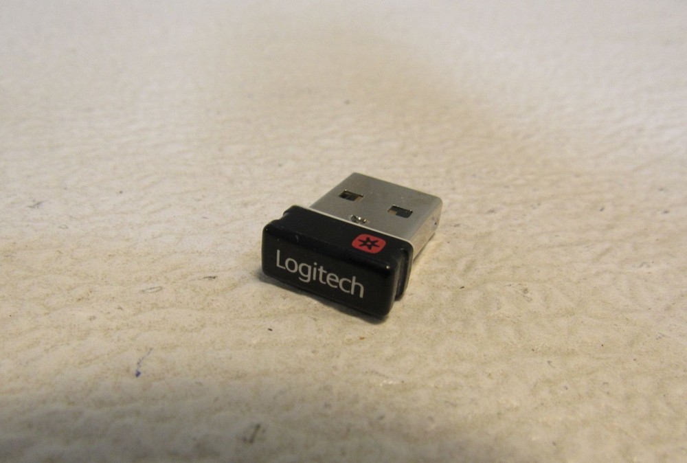 Logitech USB Mouse Keyboard Dongle Silver/Black