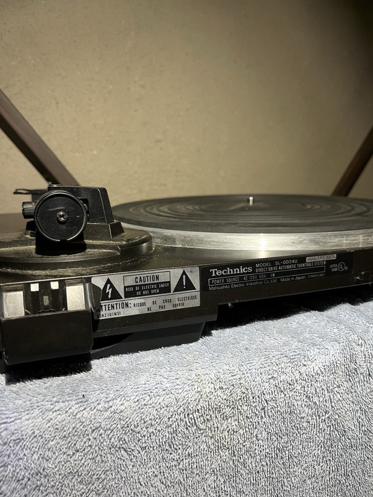 Vintage Technics SL-DD24U Direct Drive Automatic Turntable - Untested