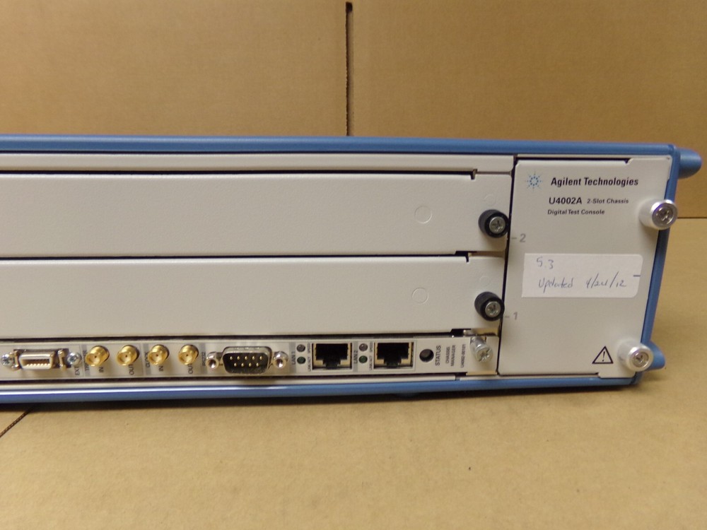 Agilent U4002A 2 Slot Chassis Digital Test Console