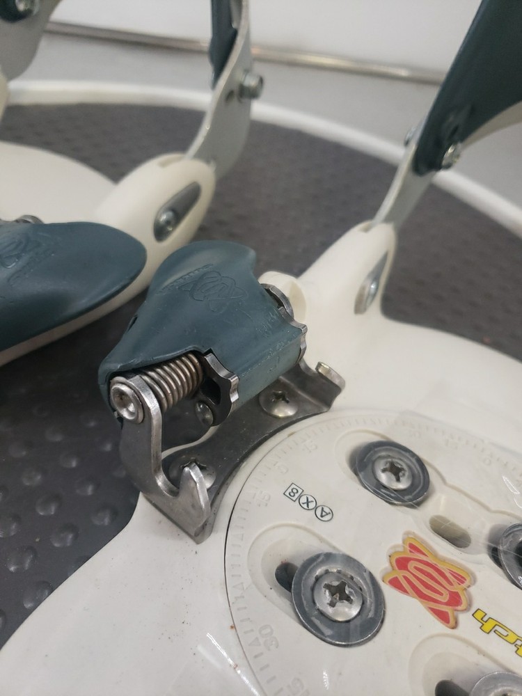 Switch Step In HB Snowboard Bindings