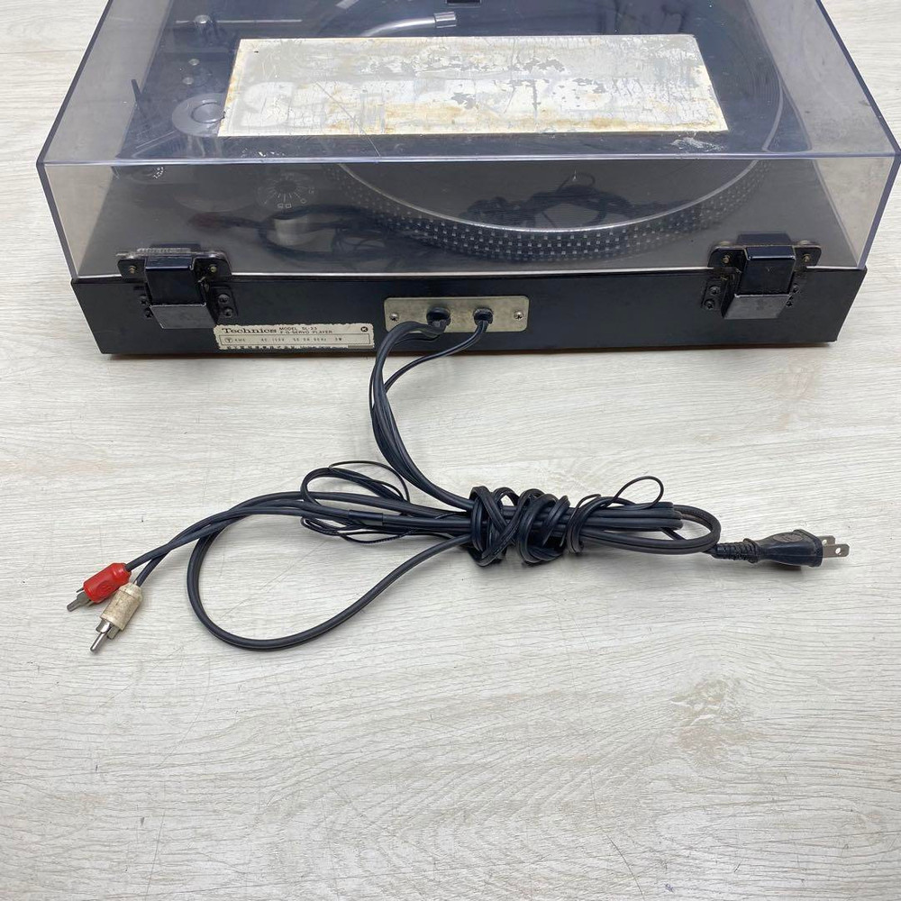 Technics by Panasonic SL-23 Frequency Generator Servo Turntable Good