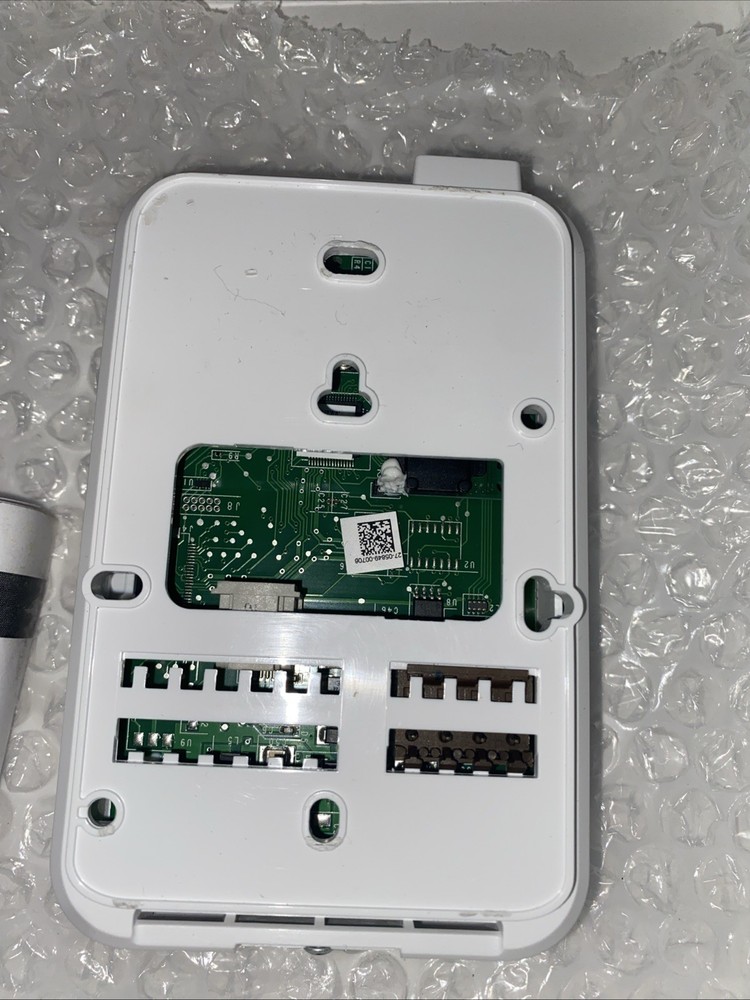 Johnson Controls NSB8BTN040-0 NS Series Network Sensor, Temperature Only