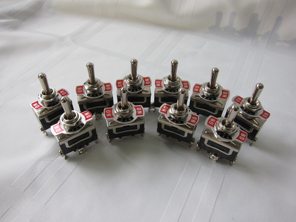 Lowrider Hydraulics Toggle Switch 3 prongs, (on)-off-(on), 10 pcs, value pack