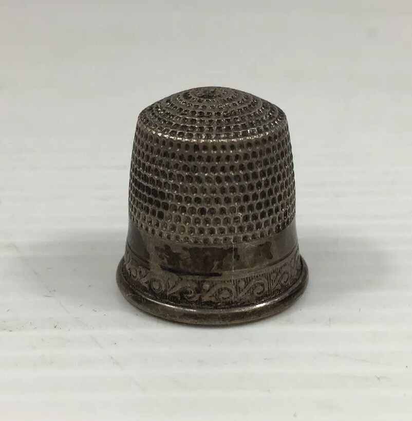 Vintage Sterling Silver Size 10 Stubby Thimble 2.2g