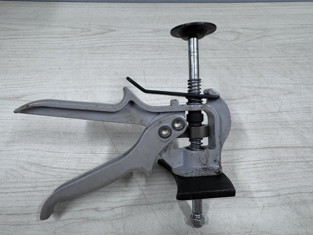 Lisle Brake Pad Spreader