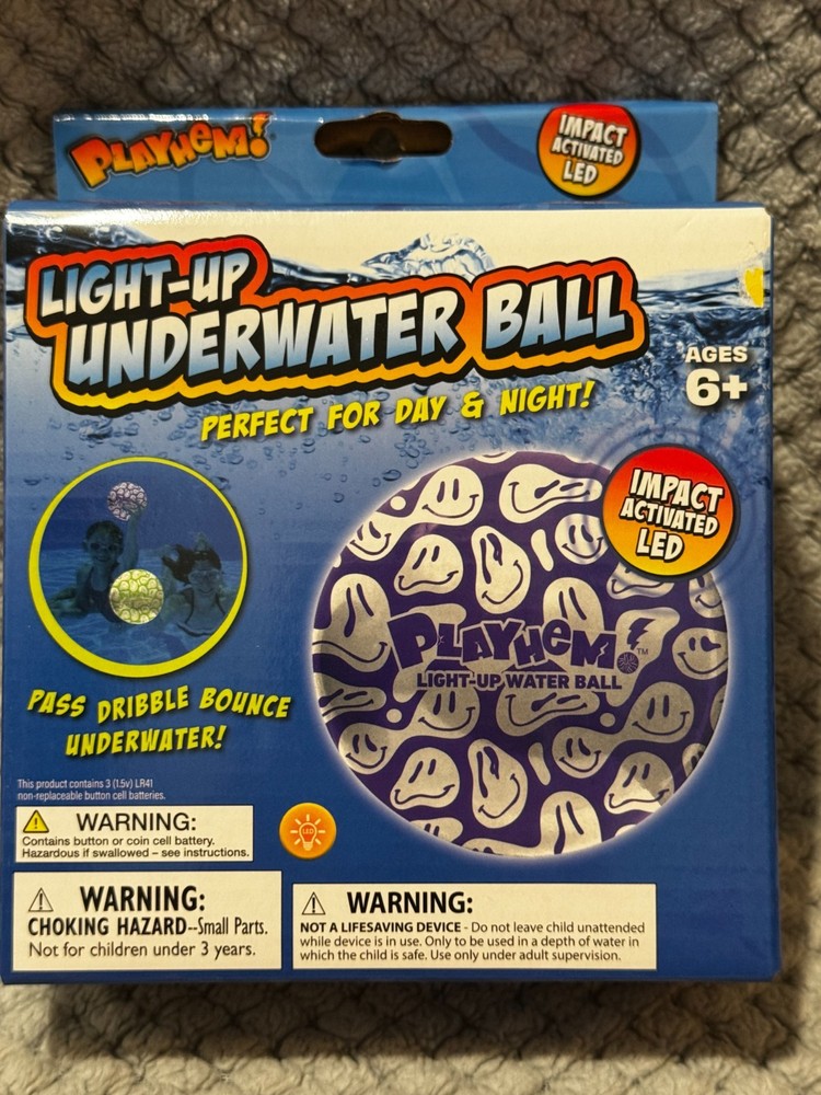 Playhem Underwater Light Up Ball