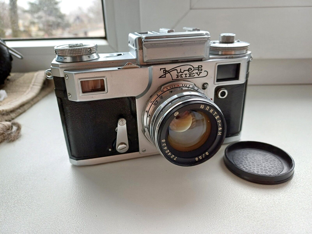 RUSSIAN USSR "KIEV" CAMERA