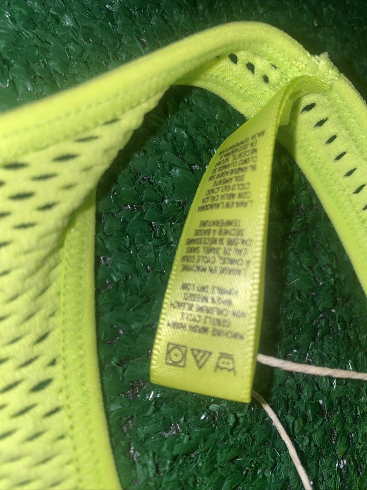 NWT 48$ Skims Lime Br Bra Size XS