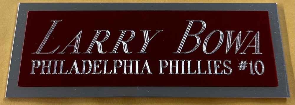 LARRY BOWA CUBS NAMEPLATE FOR AUTOGRAPHED Signed Baseball Display CUBE CASE