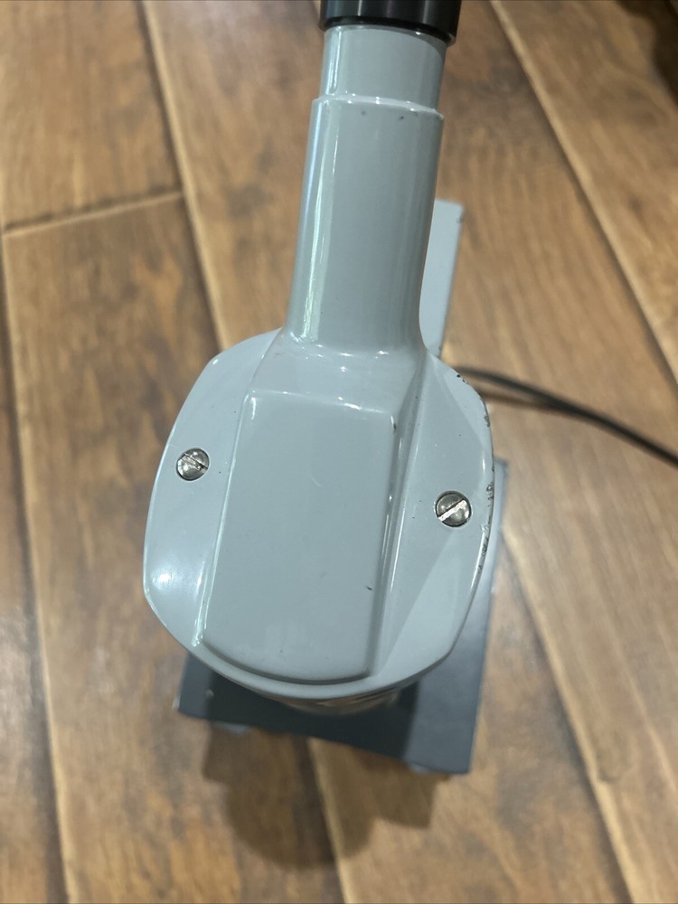 AMERICAN OPTICAL CORP SIXTY 3 Objective Laboratory BULB Microscope WORKING