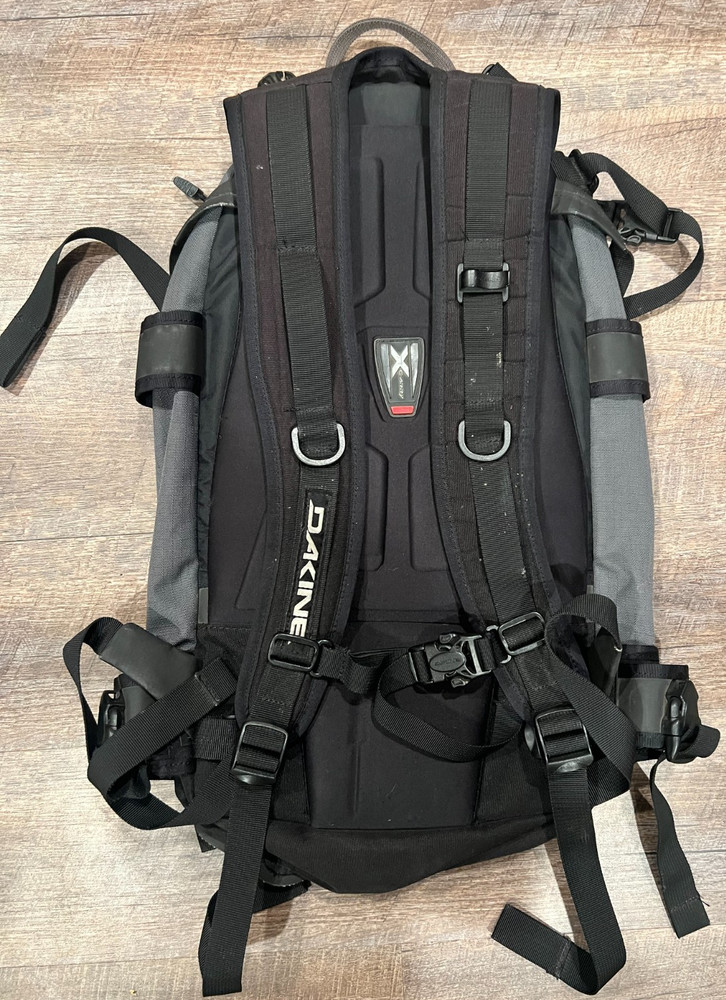 Vintage Dakine Heli Pro Snowboard Backpack Red