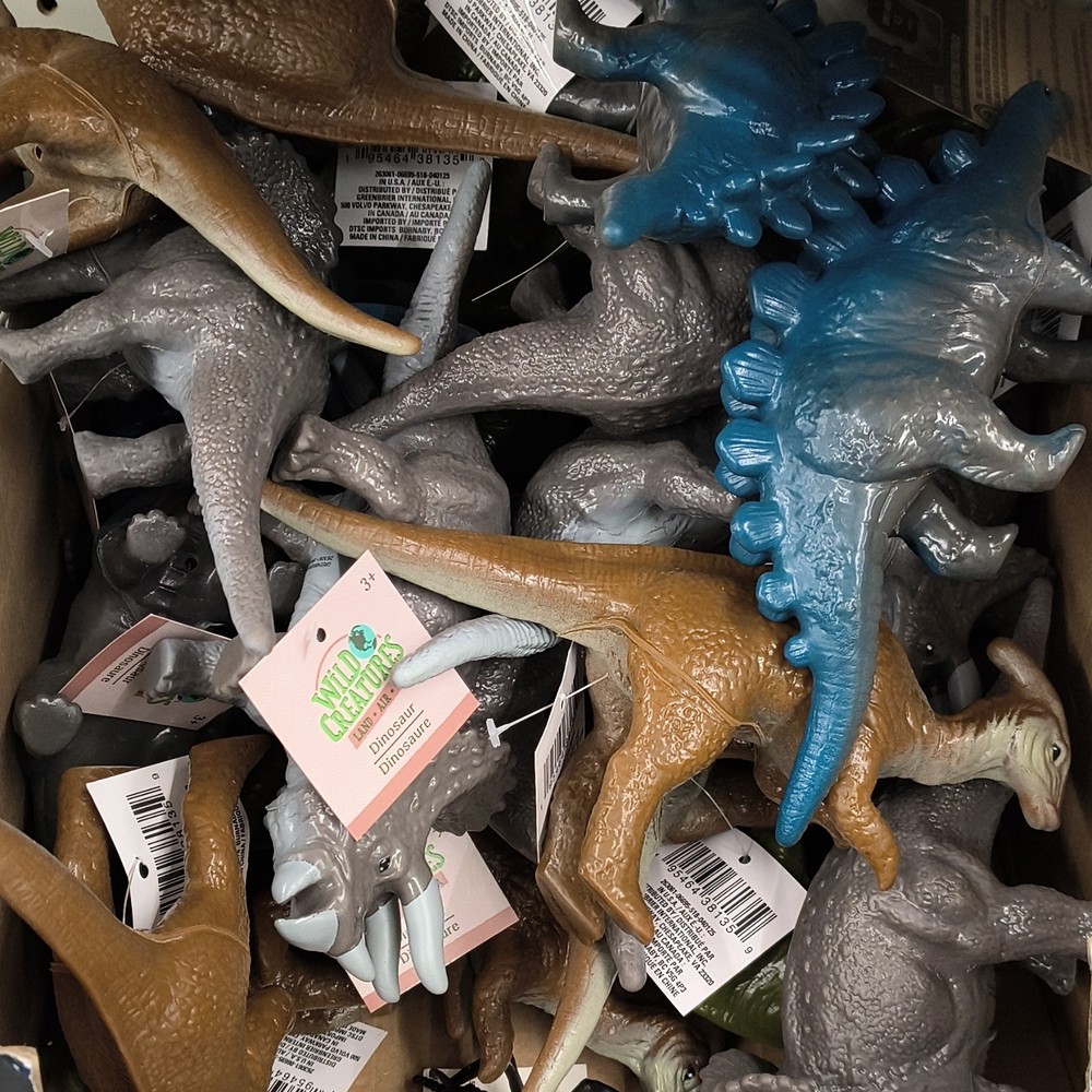 Wild Creatures Dinosaur Toy Figures Plastic Pretend Play for Ages 3+