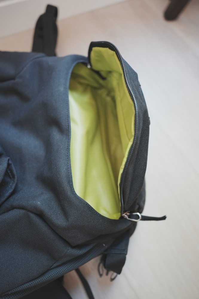 Osprey Pixel Flap-style Urban Daypack Black