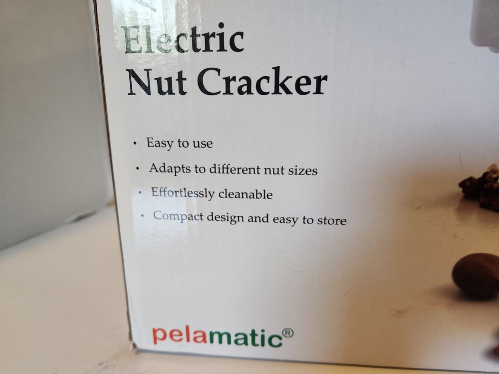Pelamatic Robito Almendra Electric Nut Cracker Open Box