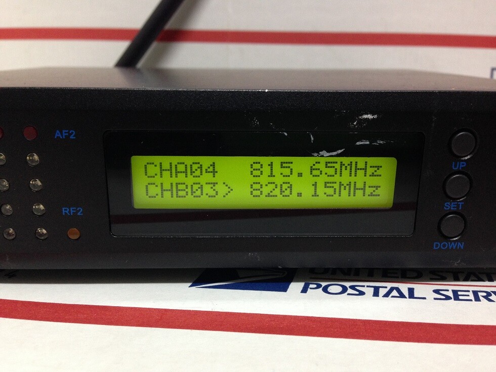 IDOLpro Uhf-333 Dual Channel Receiver