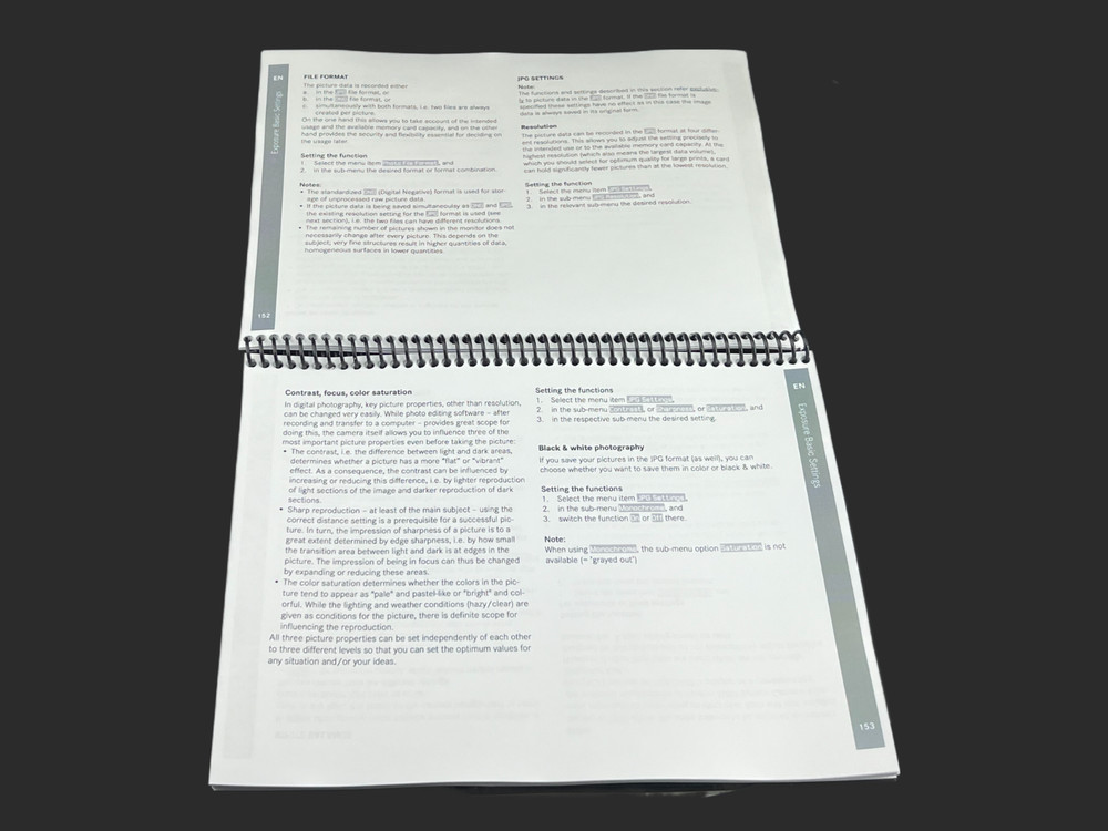 Leica M10 Instruction Manual: 113 Pages & Protective Covers!