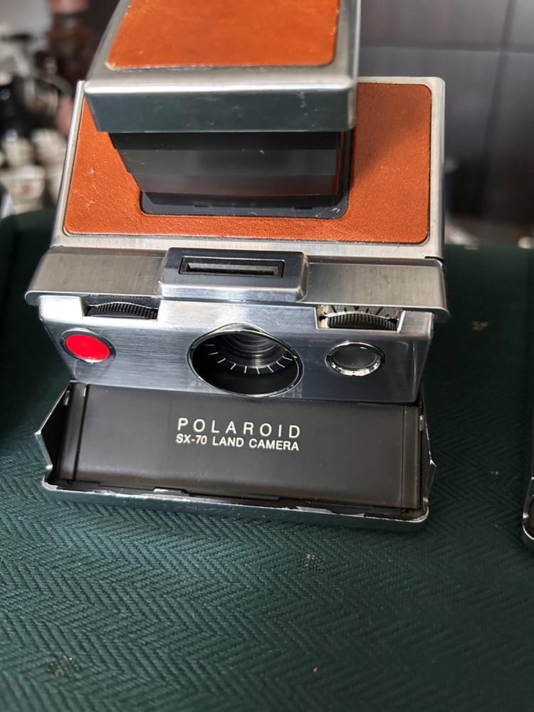 vintage polaroid camera READ