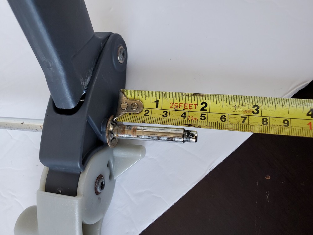 Chicco Keyfit Caddy Stroller Rear Wheel Holder Bar With Breaks System.