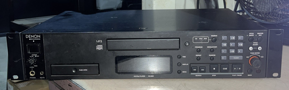 DENON DN-500C PROFESSIONAL CD IPOD PLAYER