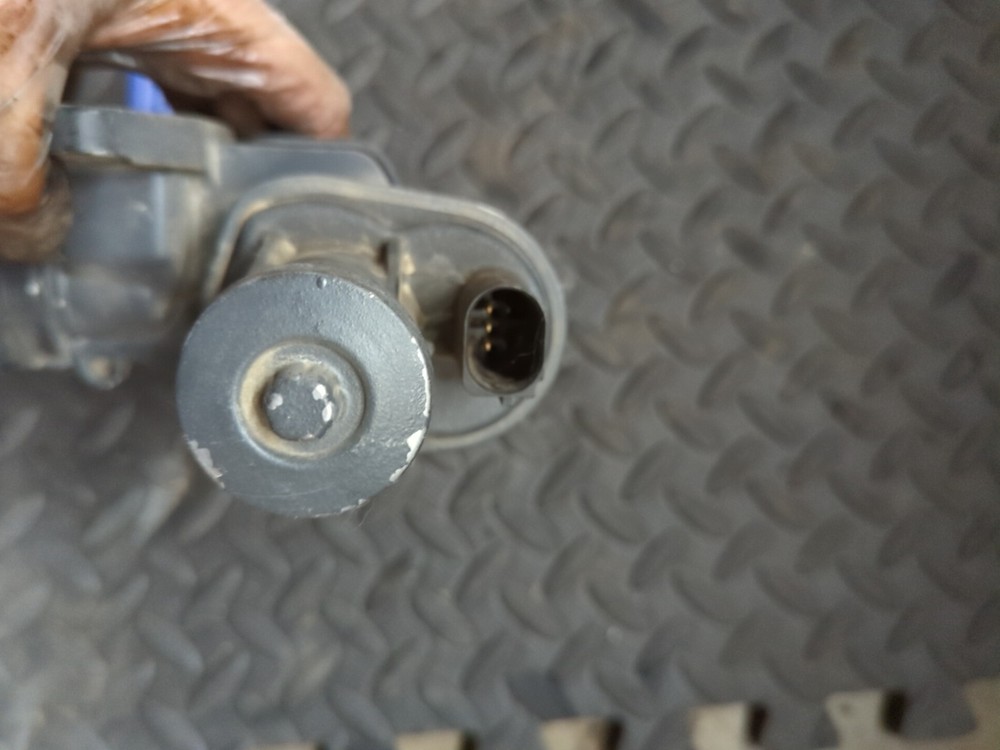 Egr valve cummins isd 6.7